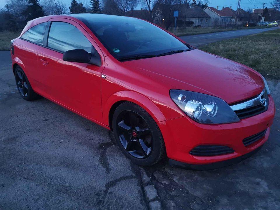 Astra-GTC-1-8-Ferarri-Crvena