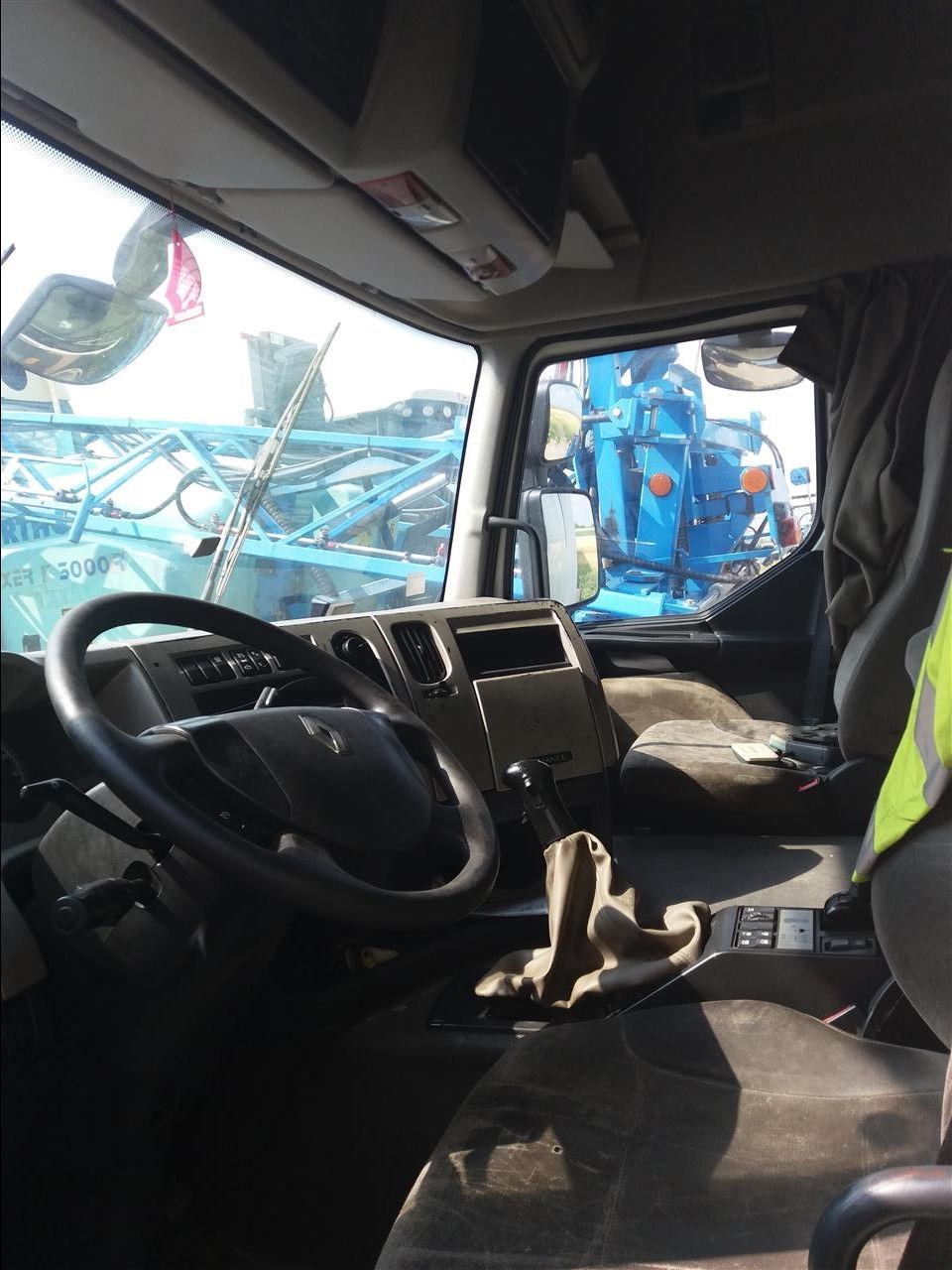Renault-Premium
