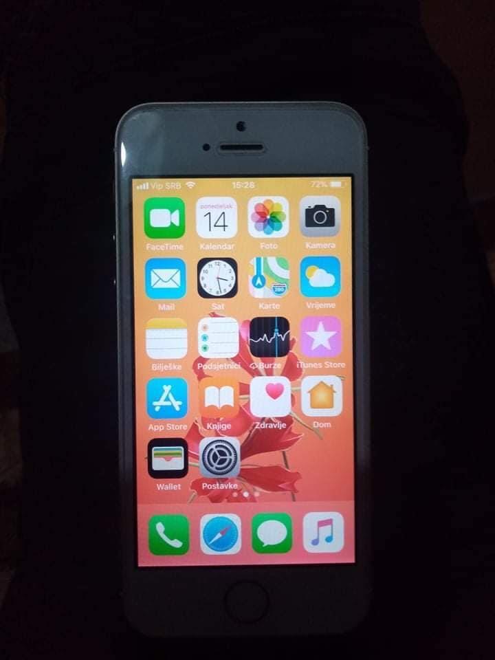 iPhone-5s-gold