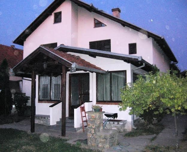 Kuca-u-Backi-Jarak