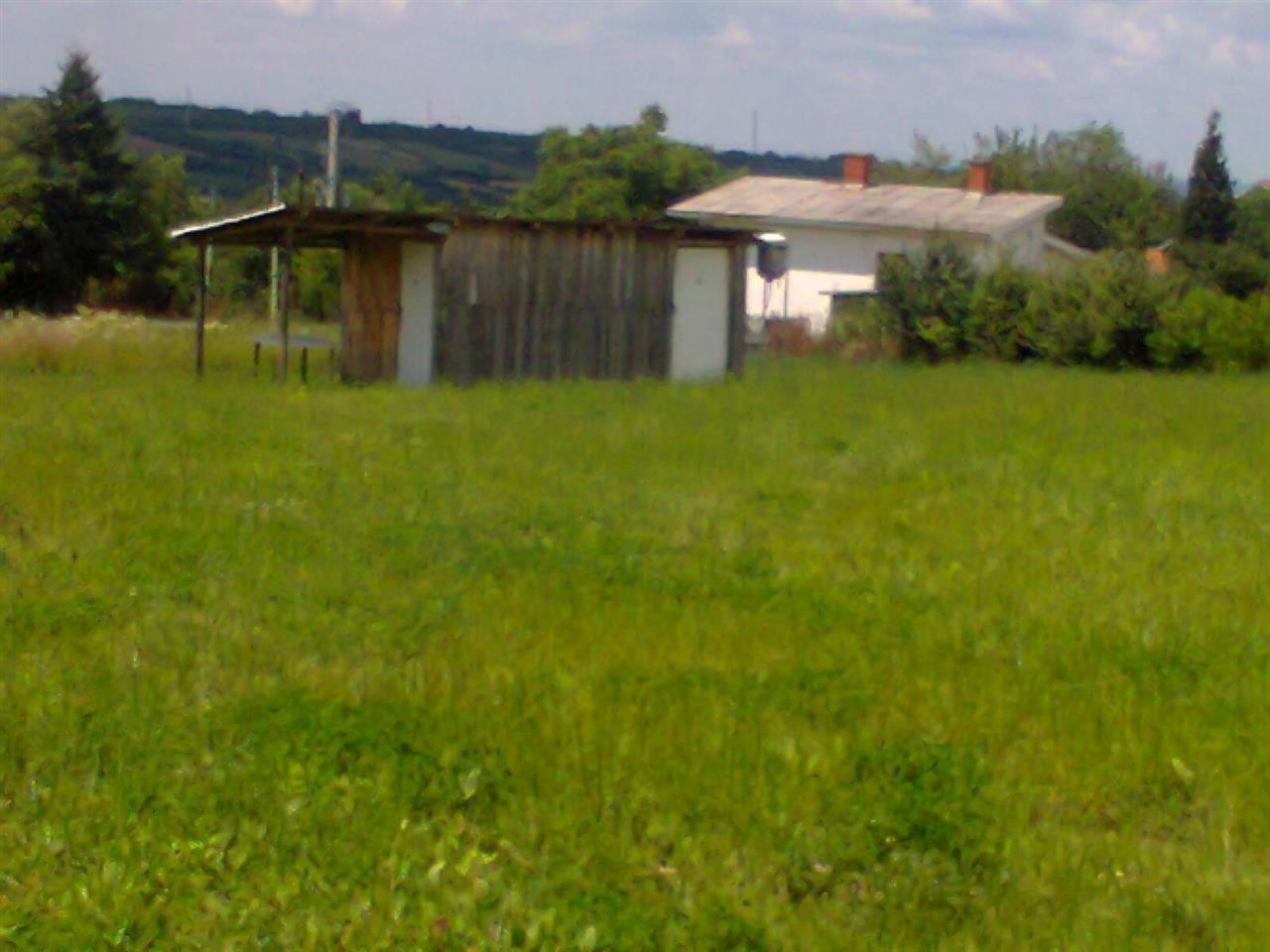Plac-650m2-u-Beogradu