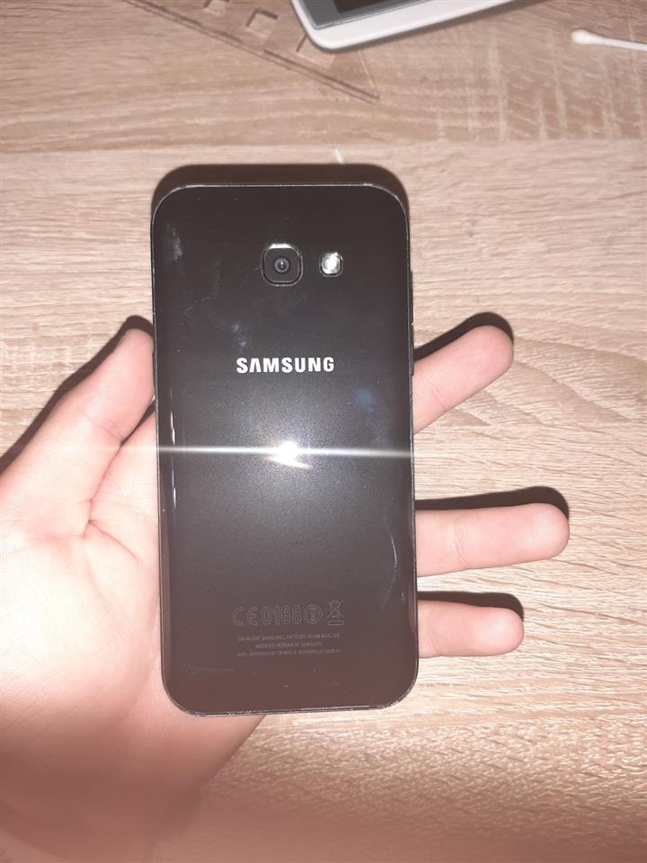 samsung-A5-2017--