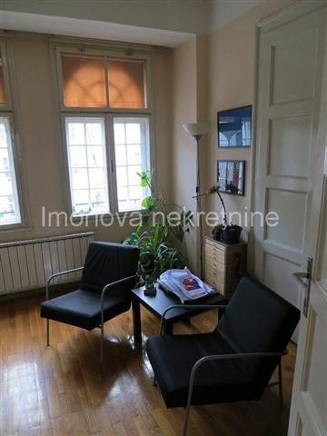 Strogi-Centar--Salonski-4-0--100m2--terasa