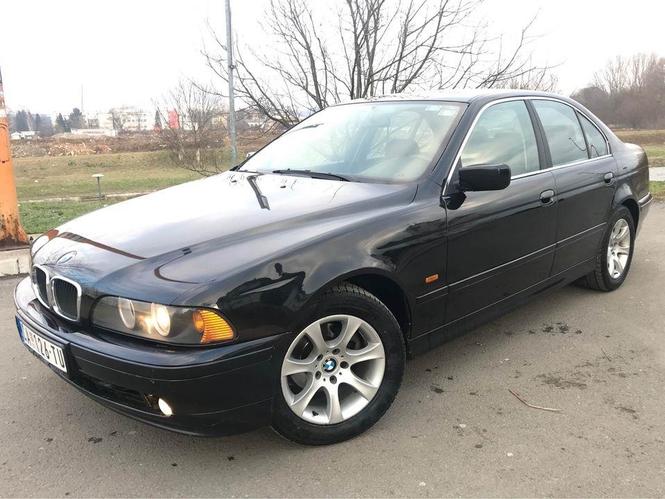 BMW 520d 2001 restyling