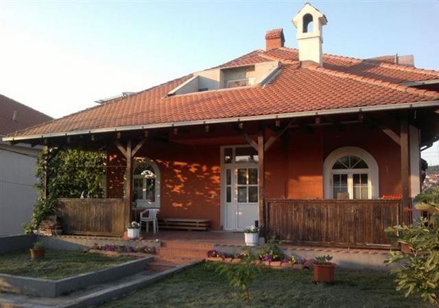 Nova kuca 400m2 u Zvezdara