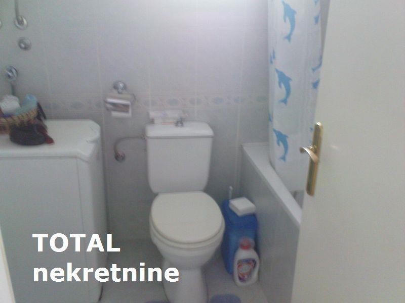 UKNJIŽEN-četvoroiposoban-duplex-