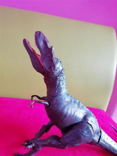 Igračka Dinosaurus