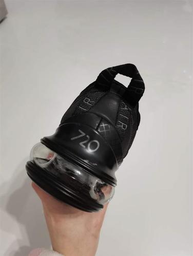Nike 720-818