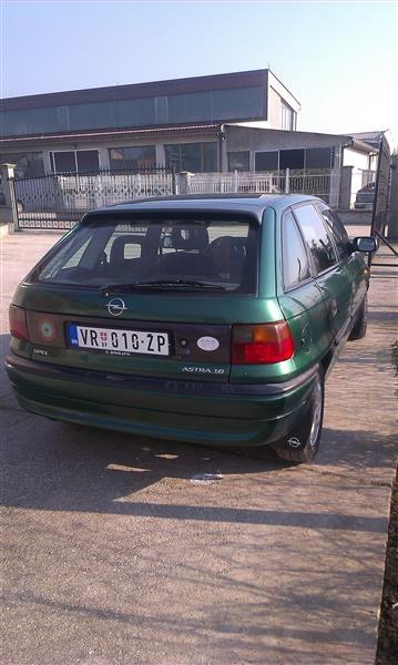 Opel-Astra--98