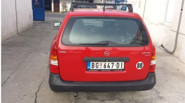 Opel-Astra-1-7DTi-van--02