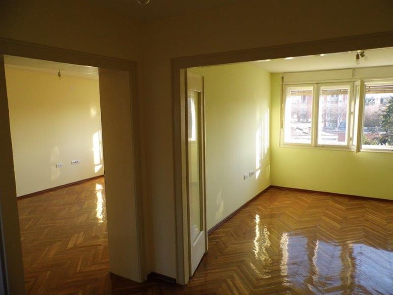 DVOSOBAN-UKNJIZEN-STAN-66m2-U-CENTRU-NISA-
