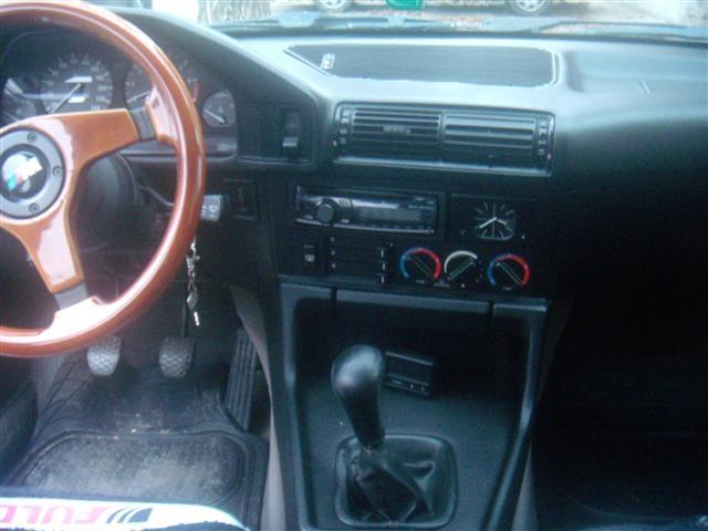 BMW-520--93
