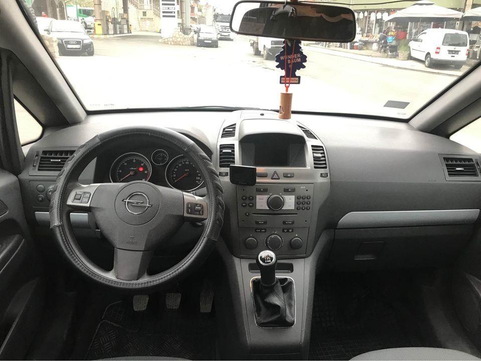 Opel-Zafira