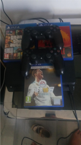PS4+3 igre gratis