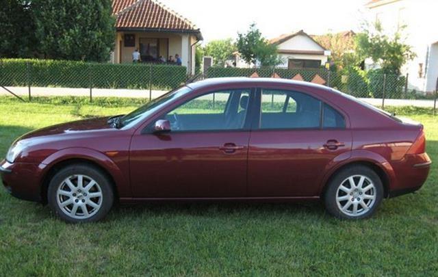 Ford-Mondeo--01