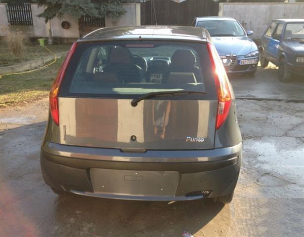 Fiat-Punto-1-2-8v-nemacka--02