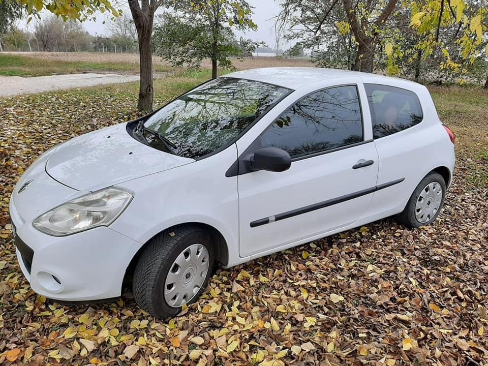 Renault-Clio-1-5-DCI