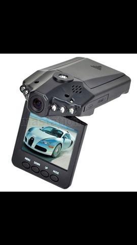 Auto-kamere-12-24v-za-snimanje-puta