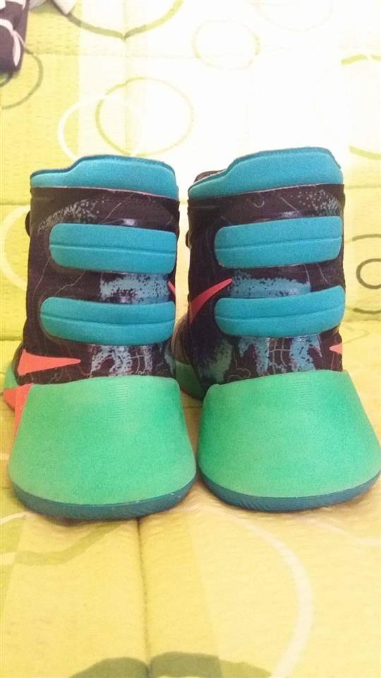 Hyperdunk-2015-Kao-NOVE-