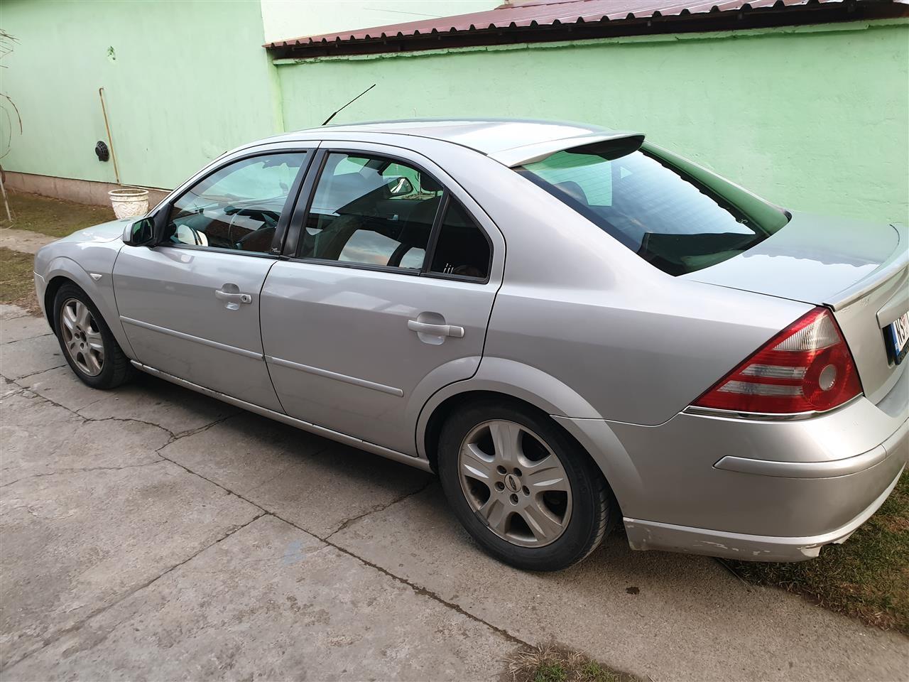 Ford-Mondeo-