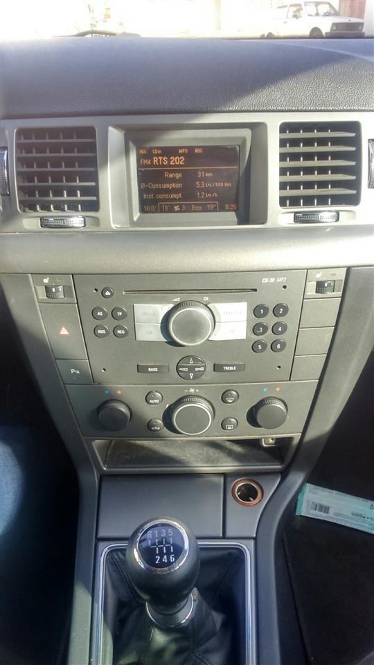 OPEL-SIGNUM-1-9-CDTI