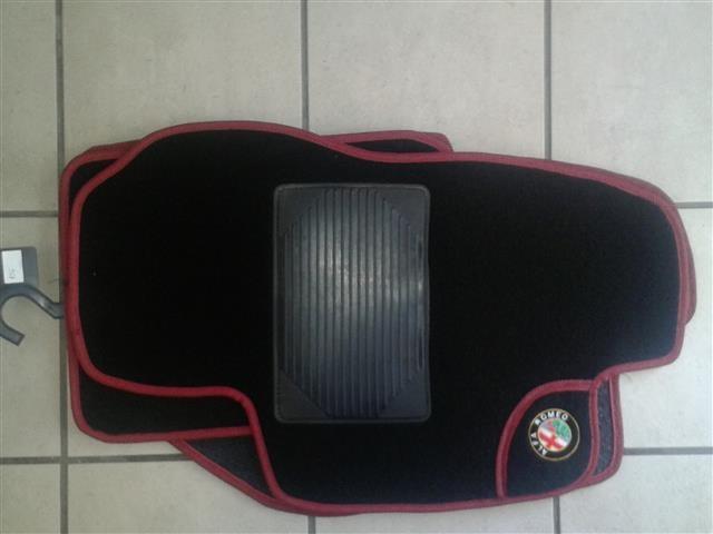 Alfa Romeo 156,   Patosnice tepih