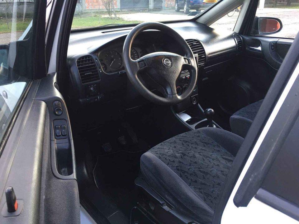 Opel-Zafira