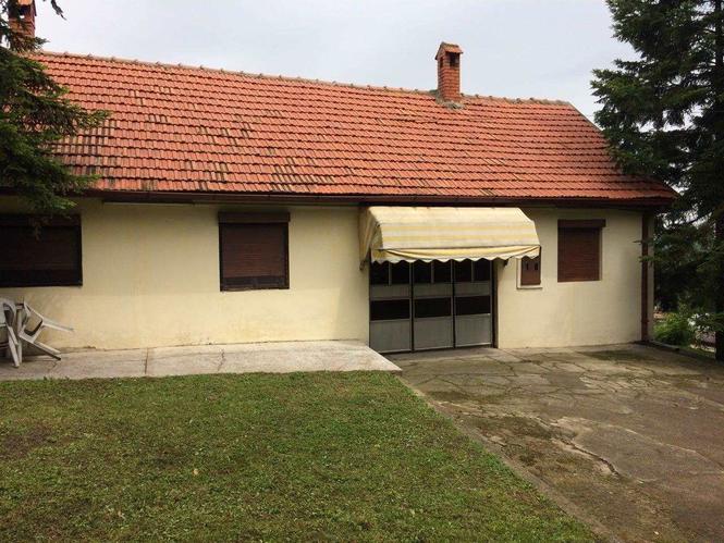 Kuca Beli Potok ispod same Avale,CENTAR-POVOLJNO