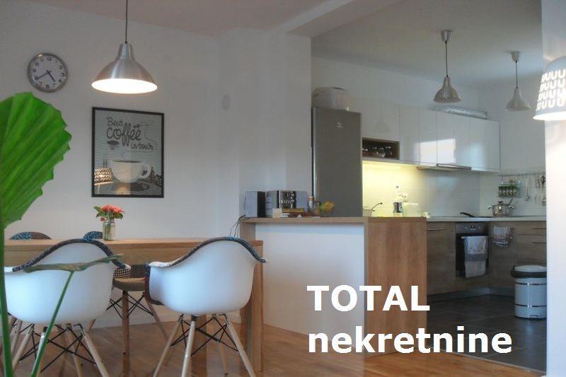 Uknjhizen-troiposoban-duplex-stan-na-Adicama
