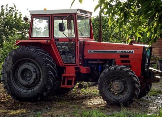 Traktor IMT 5106