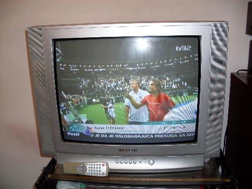 Samsung-TV-E-63cm