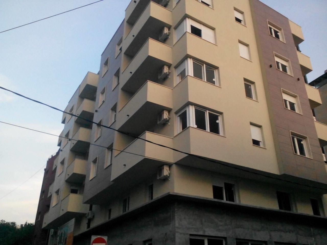 Četvorosoban-stan-127m2-u-Beograd