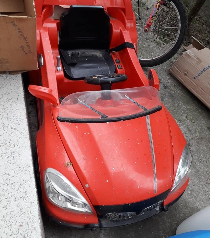 Deciji-auto-na-akomulator