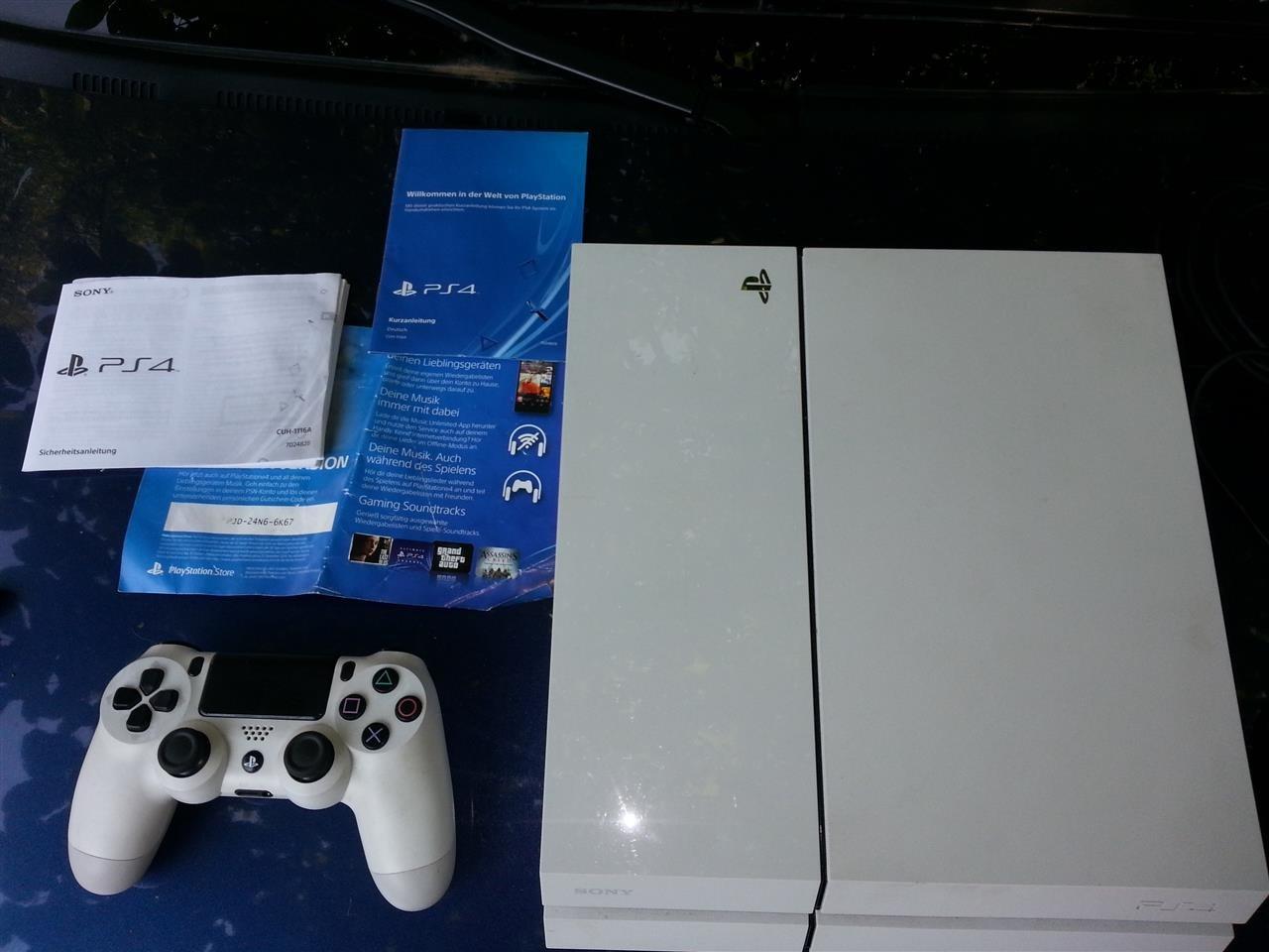 SONY-PLAYSTATION-4