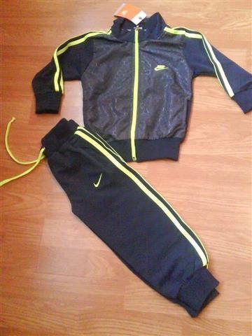 Nike-trenerke