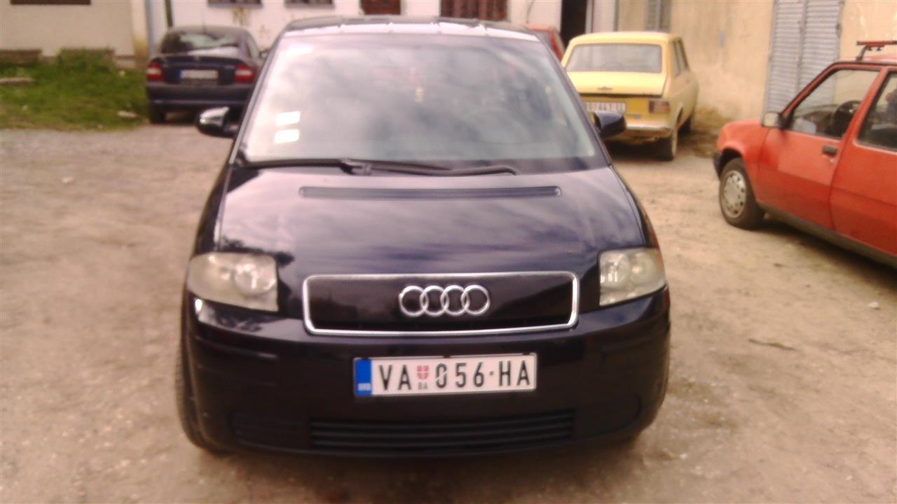 Audi-A2--00