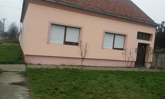 kuca na prodaju