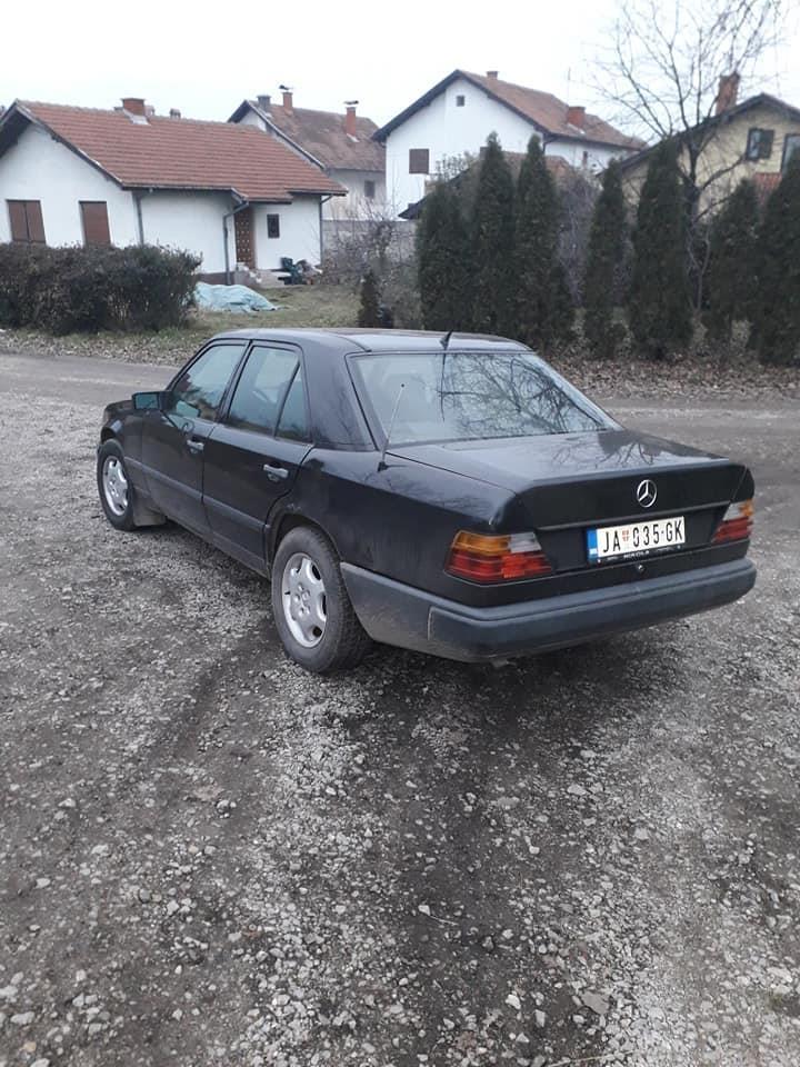 MERCEDES-BENZ
