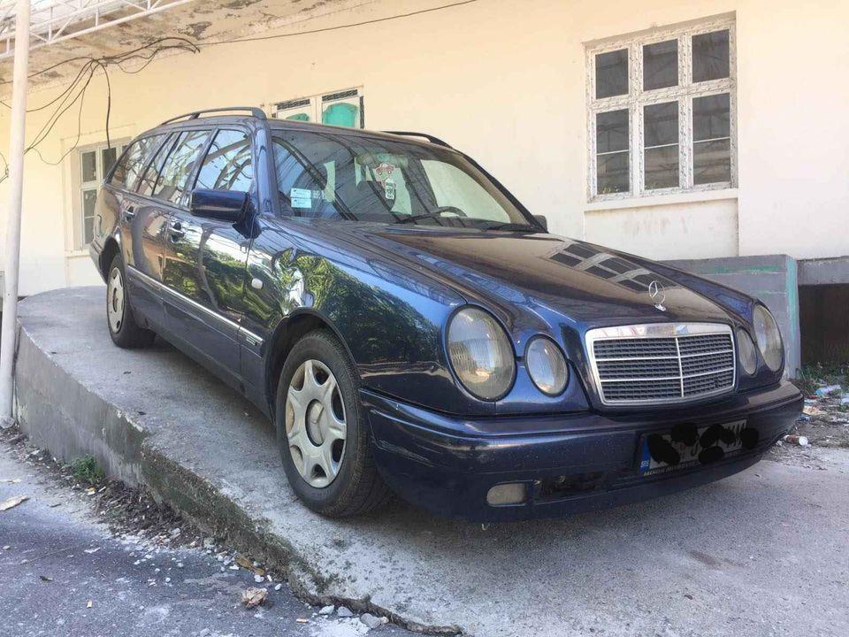 Mercedes-E-250
