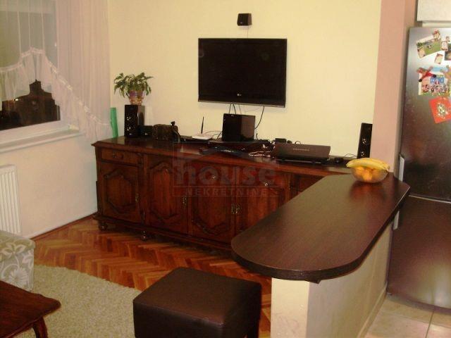 Stan - Nova Detelinara 23m2