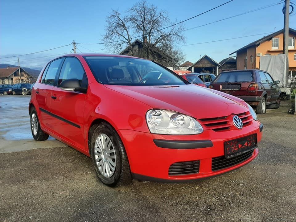 VW-Golf--V-1-9TDi