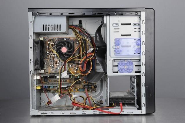 SERVIS PC RAČUNARA