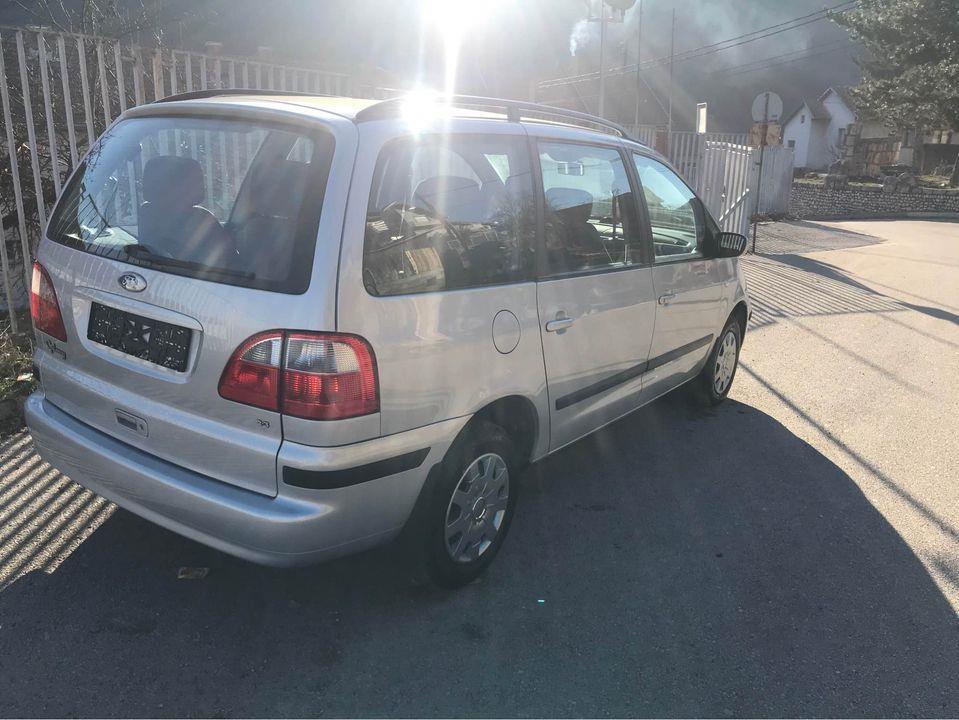 Ford-galaxi