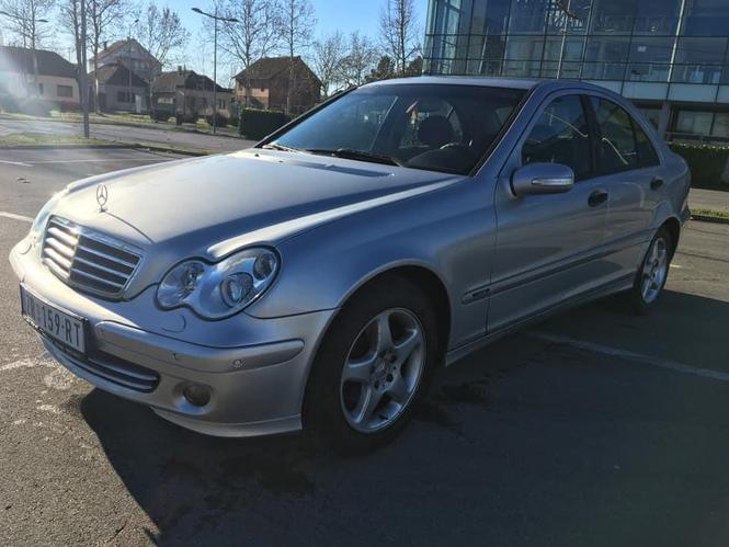 Mercedes C220