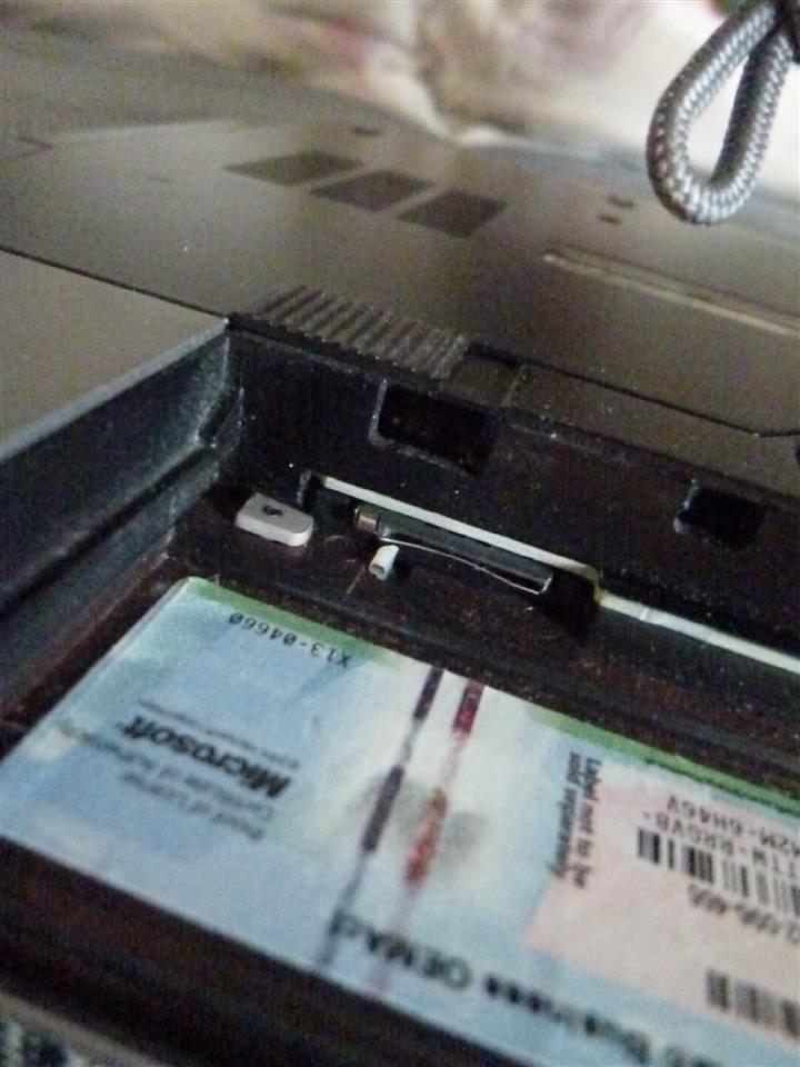-DELL-LATITUDE-E6400-+-9-Cell-batterija-nova