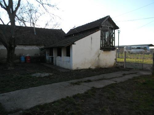 Kuća-na-imanju-od-30ari