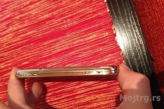 Nokia-6700-gold---Flash-Mobile