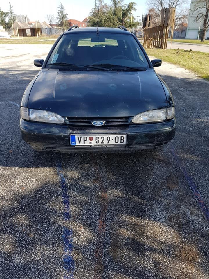 Ford-mondeo