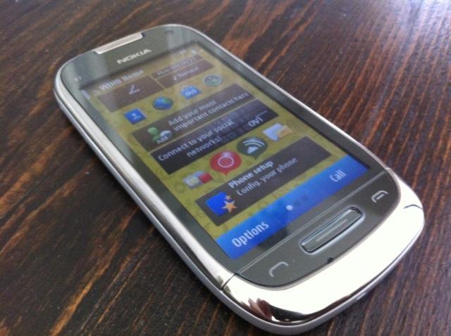 Nokia C7