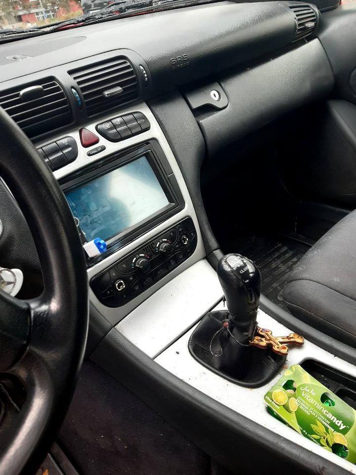 Mercedes-c200